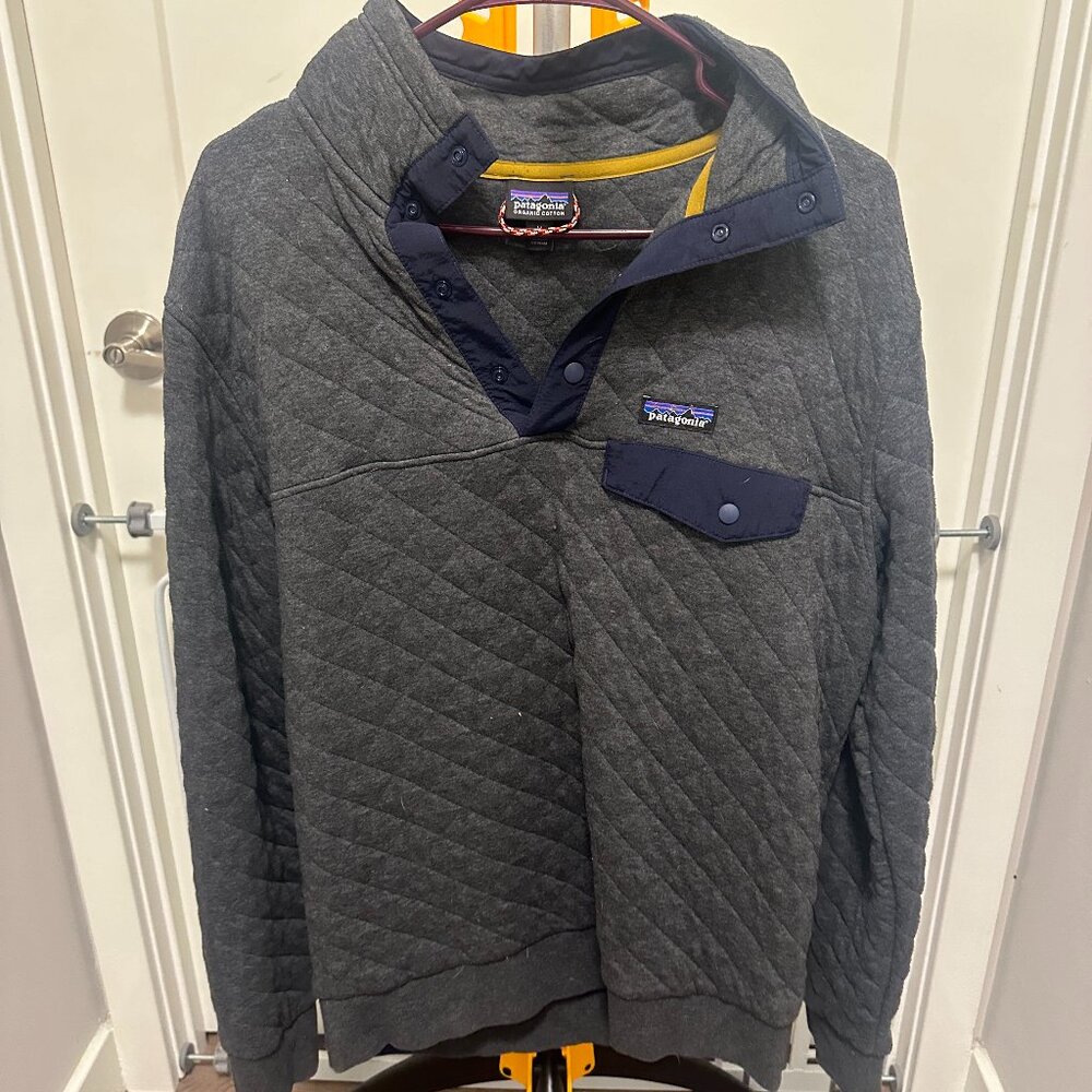 Patagonia quilted pullover